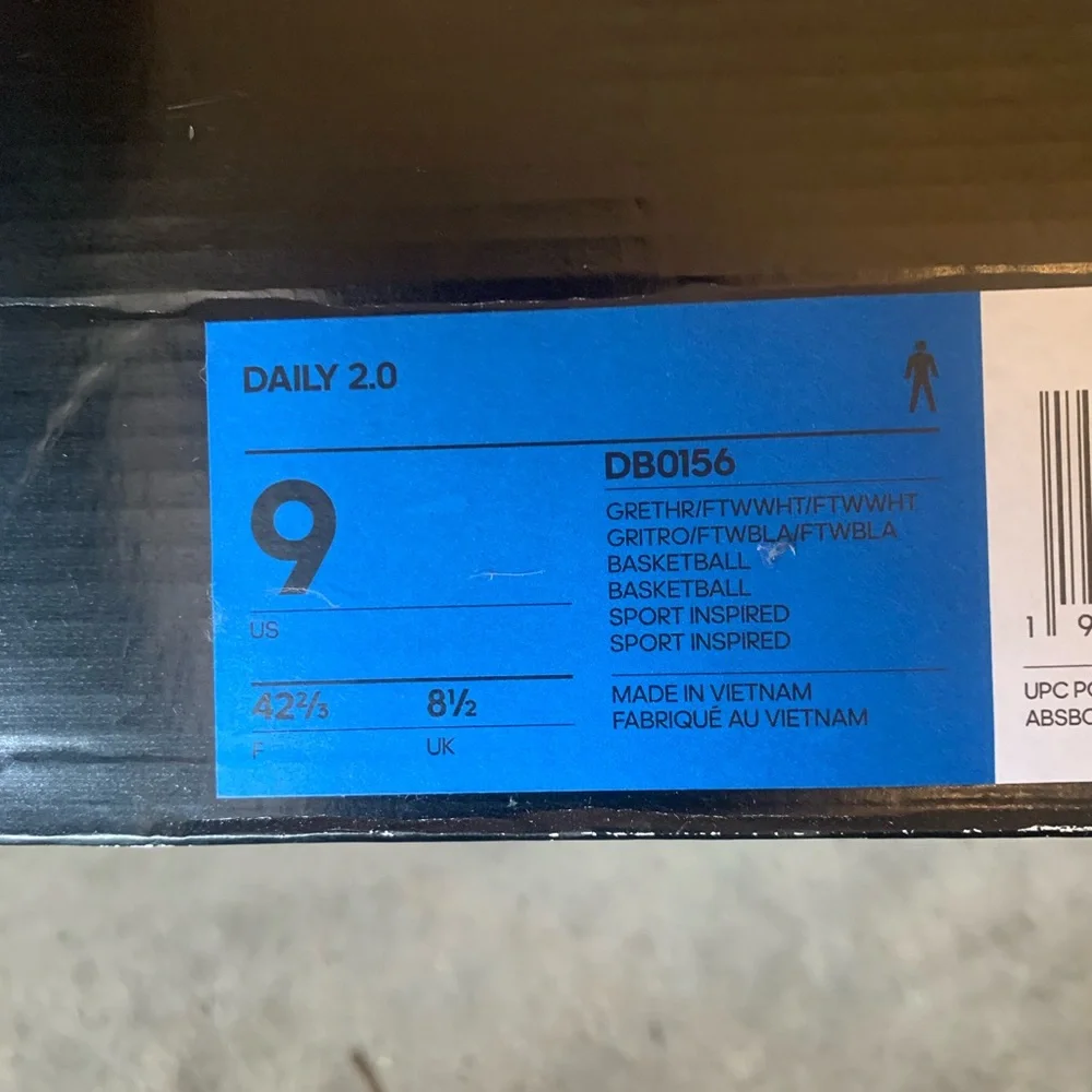 Adidas men’s shoes. Size 9. Maybe worn one time. - Picture 4 of 4